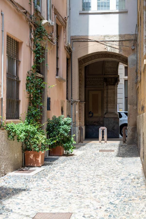 Apartamento Centro Storico • Wi-Fi, Netflix E Terrazzo Pavía Exterior foto